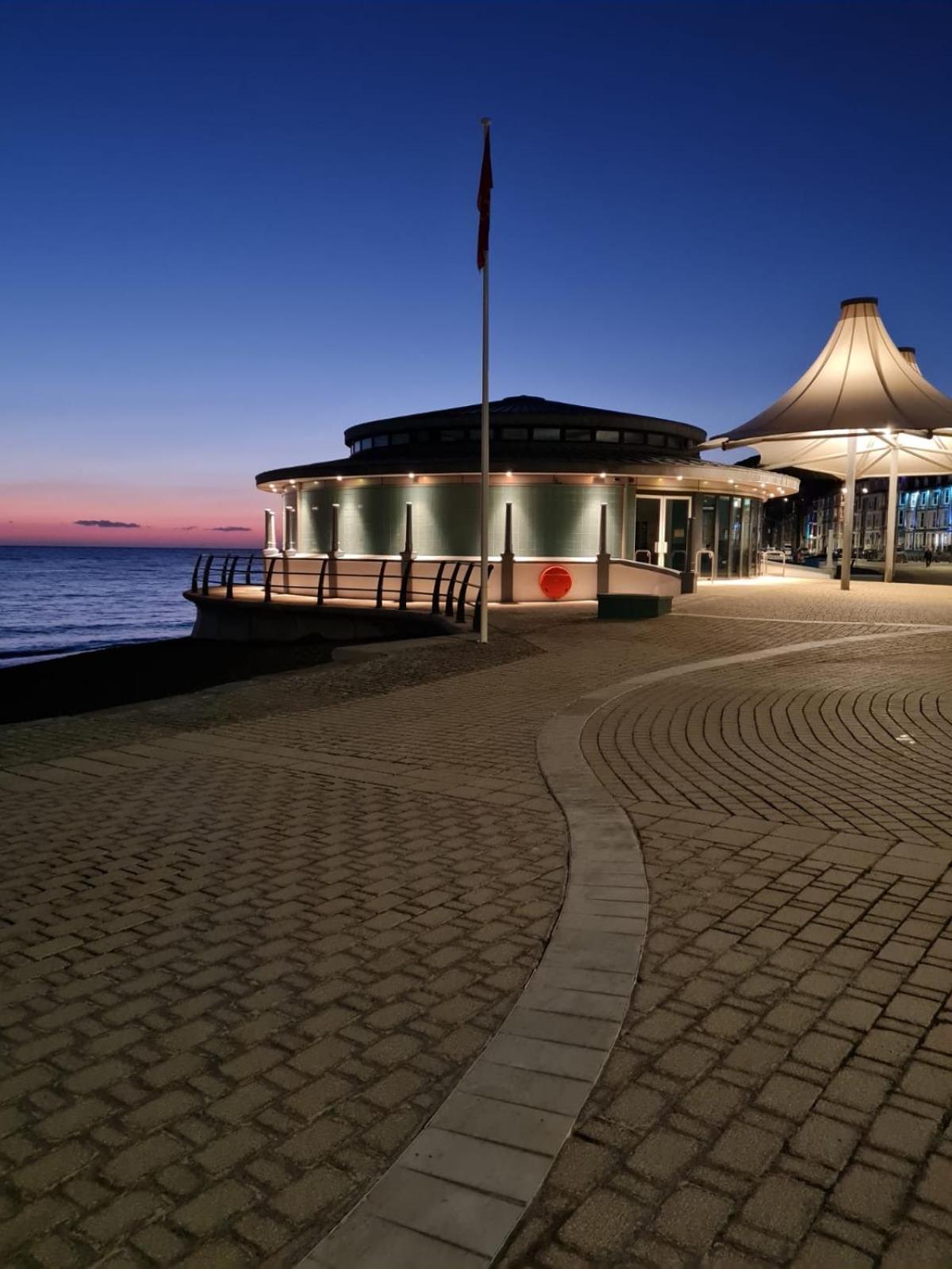 Spacious Luxury Escape With Sea Views And Pet Friendly At Clarach Bay آبيريستويث المظهر الخارجي الصورة